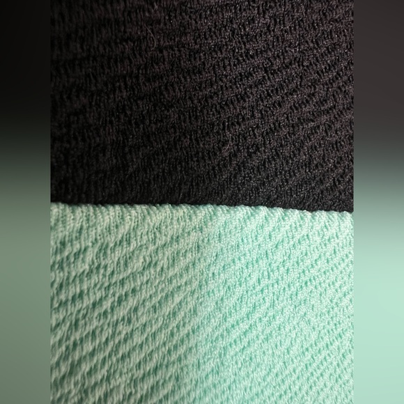 LulaRoe Cassie - Picture 2 of 4